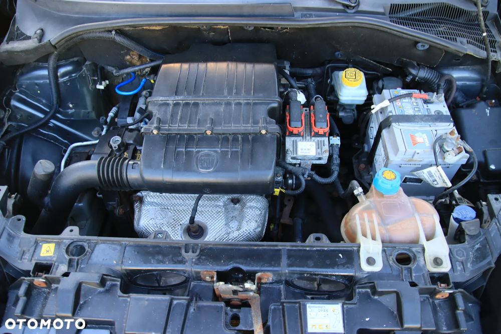 Fiat Grande Punto - 14