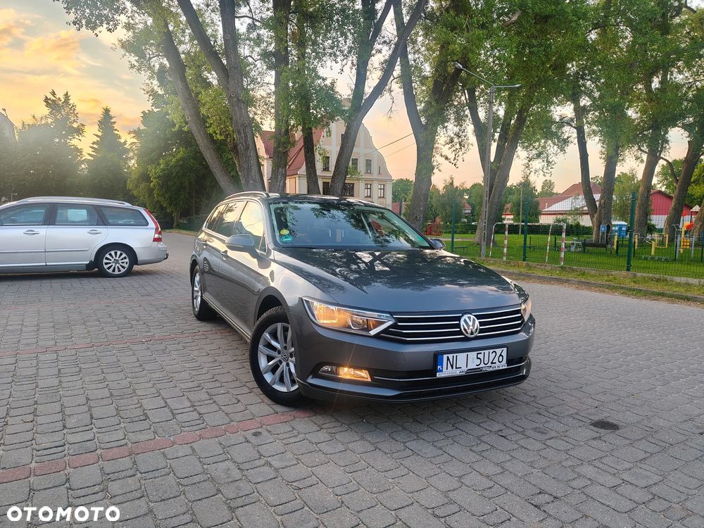 Volkswagen Passat 2.0 TDI (BlueMotion Technology) Comfortline - 4