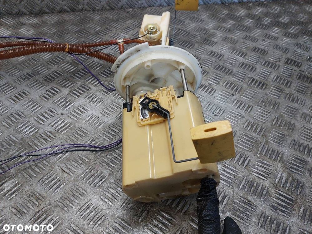 POMPKA PALIWA + PŁYWAK CHRYSLER PACIFICA I 3.5 V6 - 4