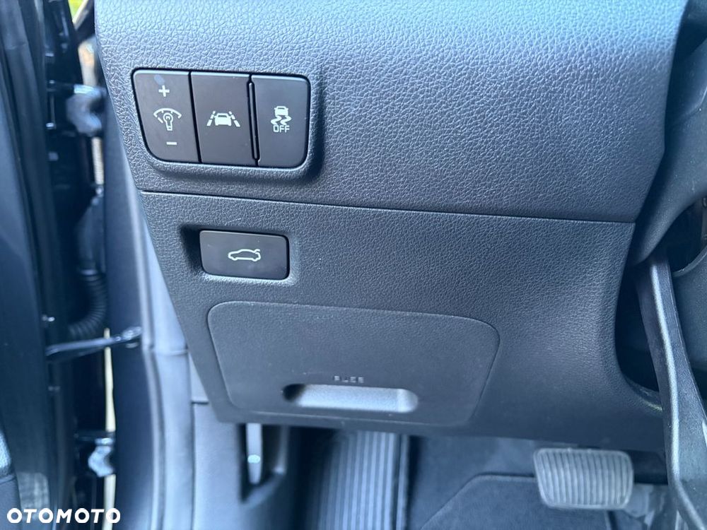 Kia K5 - 14