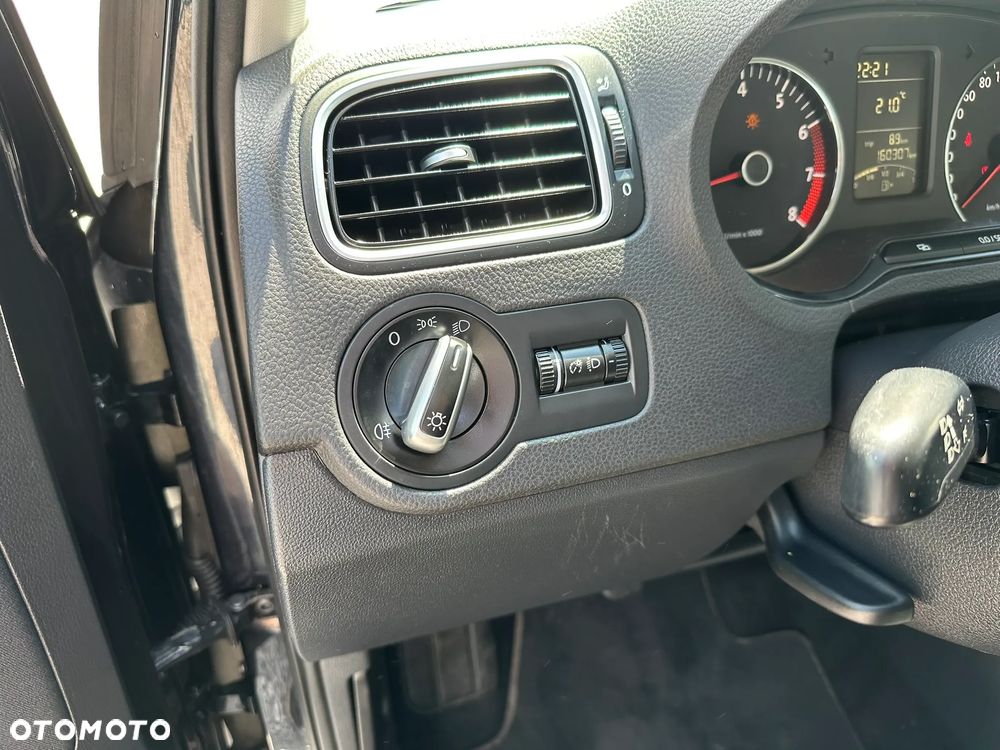 Volkswagen Polo 1.2 Blue Motion Technology Comfortline - 36