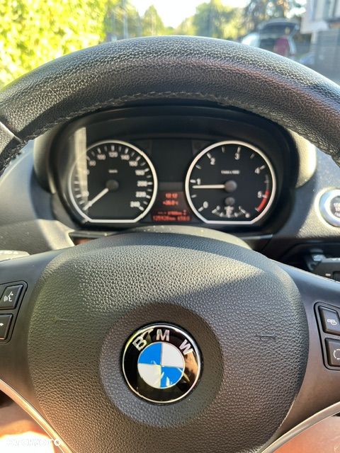 BMW Seria 1 118d - 12