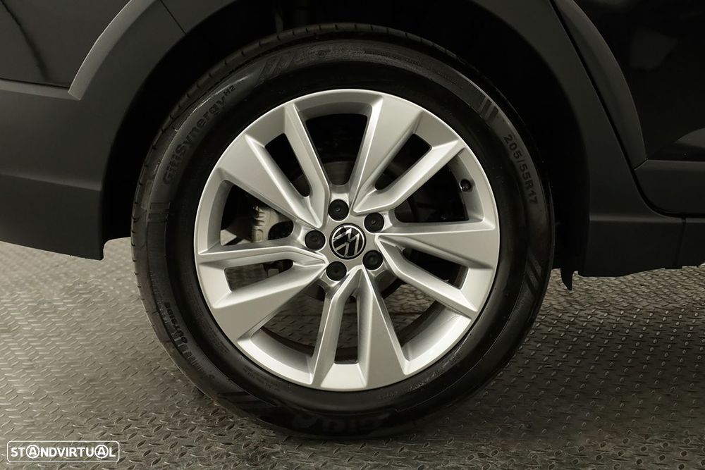 VW Taigo 1.0 TSI Urban DSG - 5