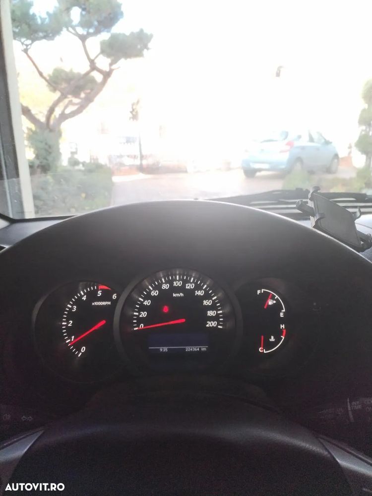 Suzuki Grand Vitara 1.9 DDiS Comfort + DPF - 7