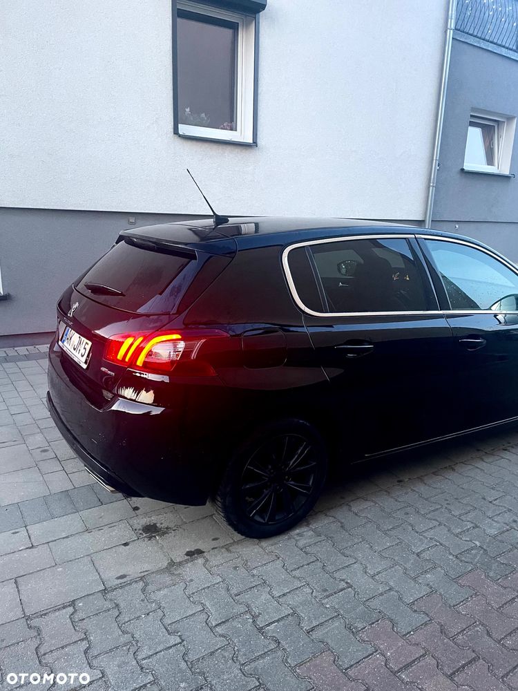 Peugeot 308 PureTech 130 GPF EAT8 Stop & Start Allure Business-Paket - 6