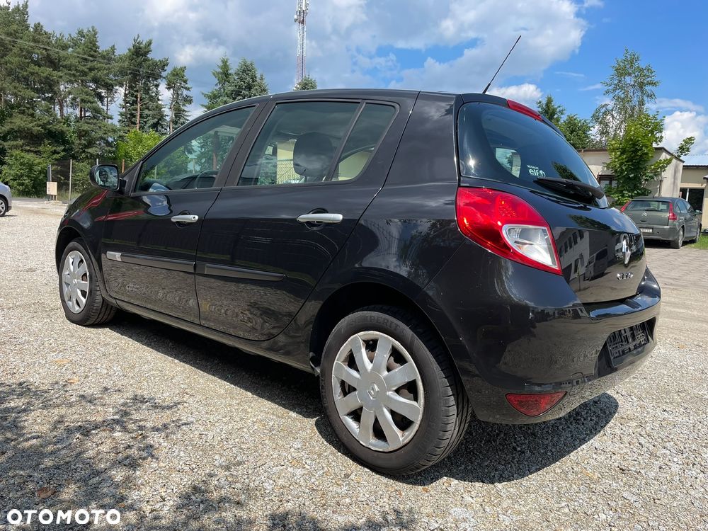 Renault Clio - 5