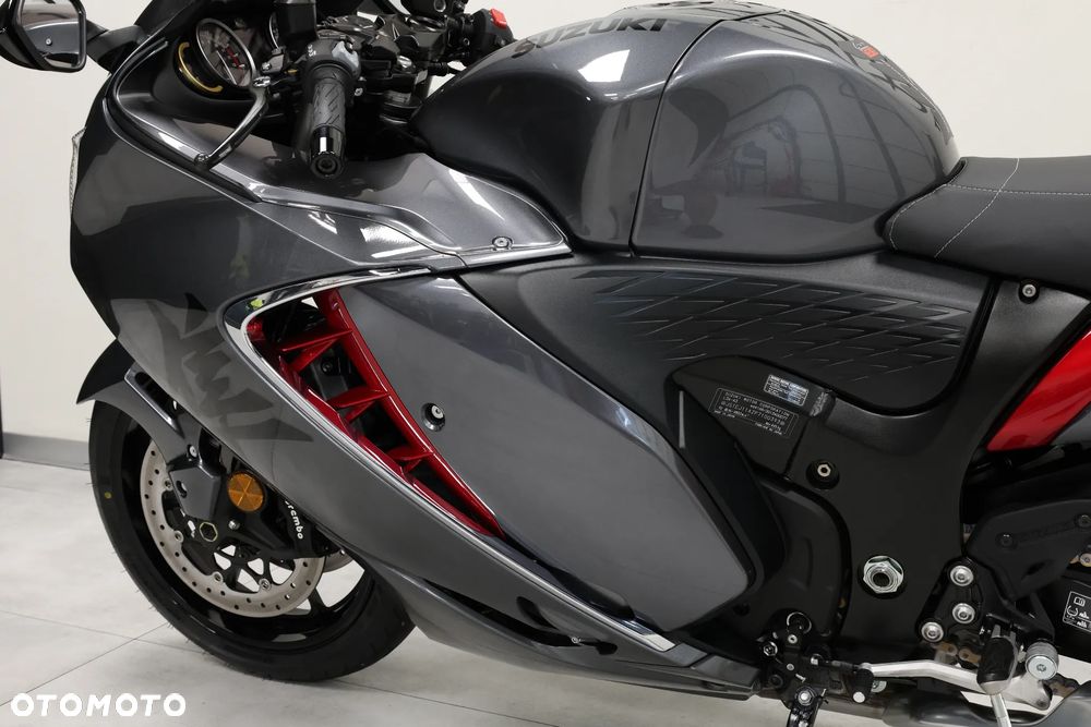 Suzuki GSX - 15