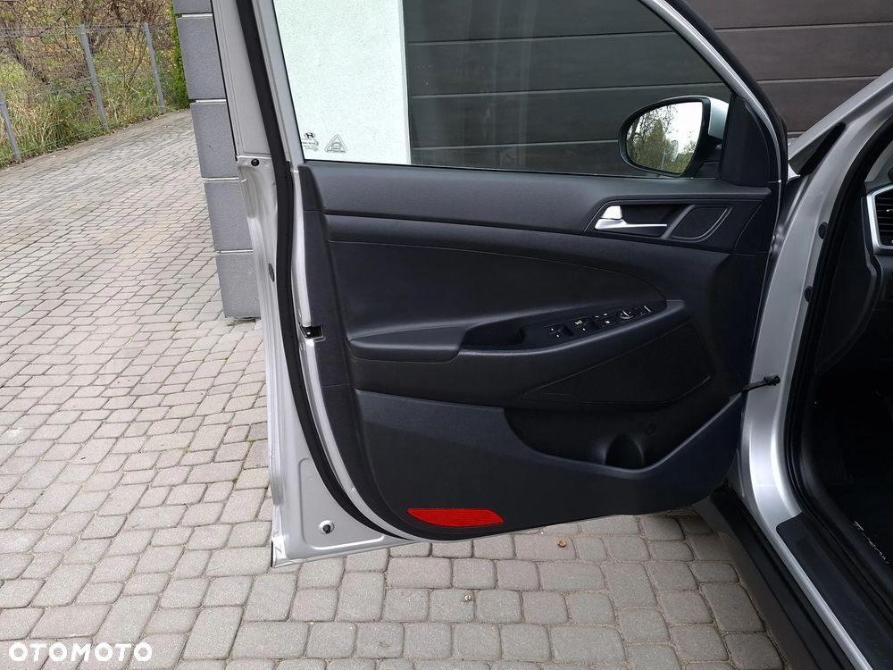 Hyundai Tucson blue 1.7 CRDi 2WD Passion Plus - 12