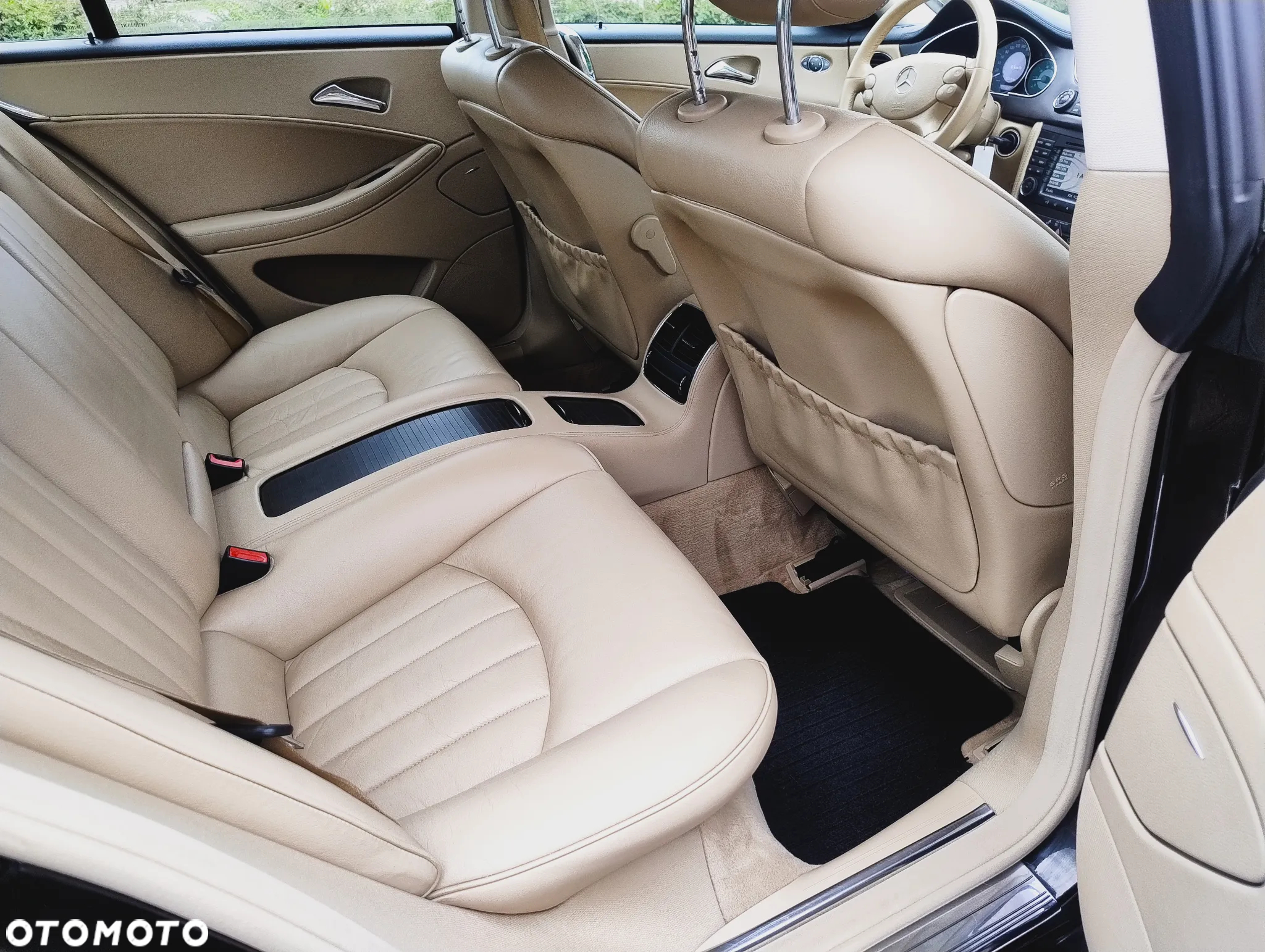Mercedes-Benz CLS 350 - 18