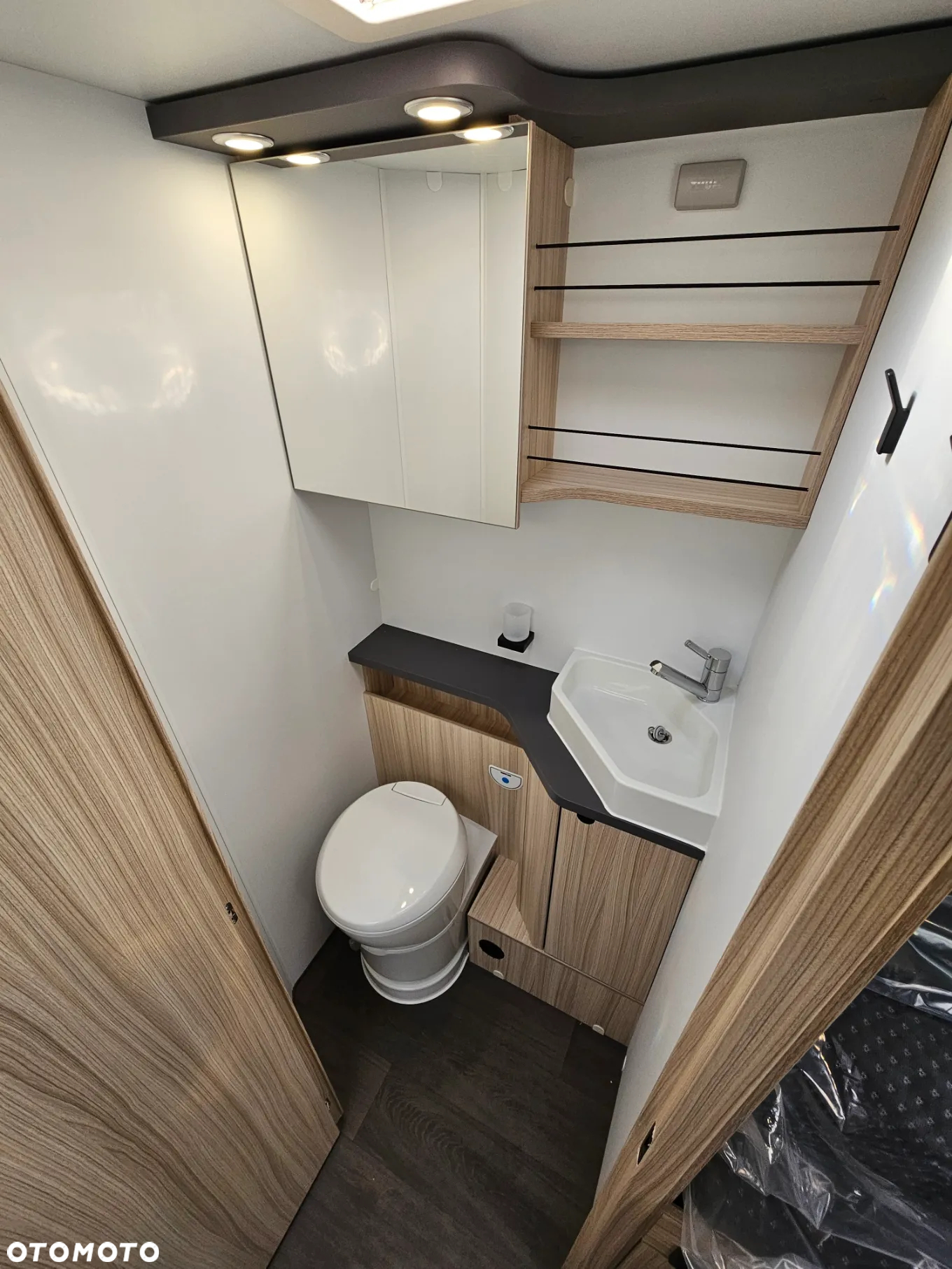 Adria Sunliving A 75 SL - 17