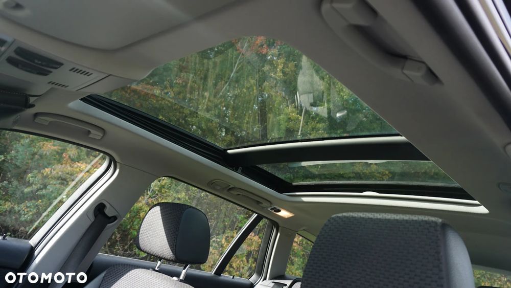 BMW Seria 3 320d xDrive - 24