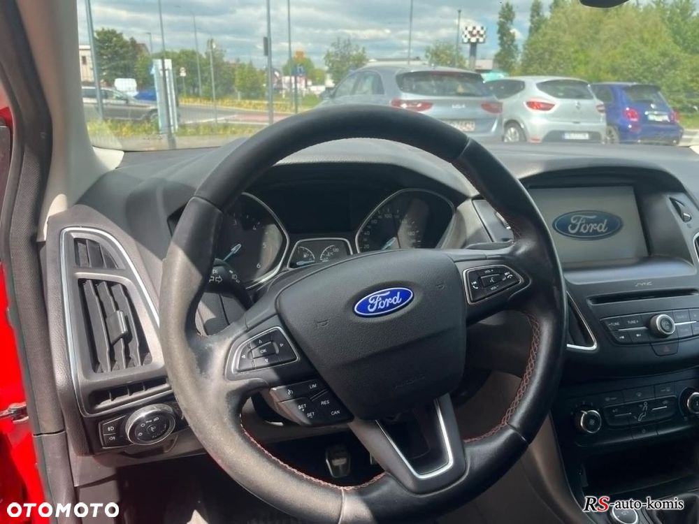 Ford Focus - 11