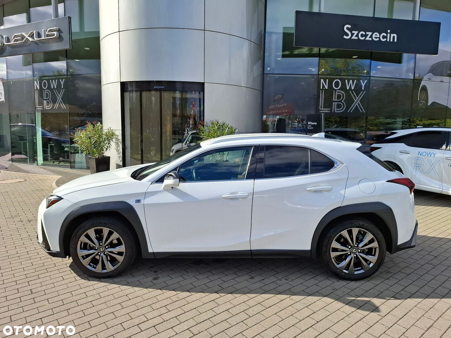 Lexus UX 200 GPF F Sport Design 2WD - 2