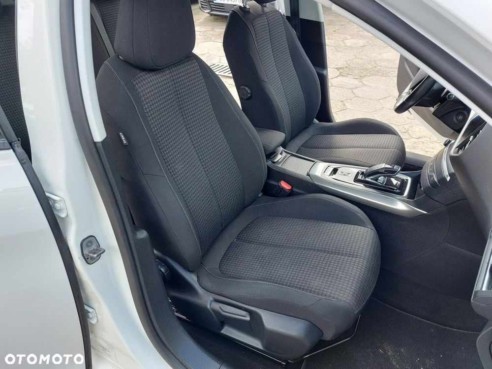Peugeot 308 1.2 PureTech Allure S&S EAT6 - 16