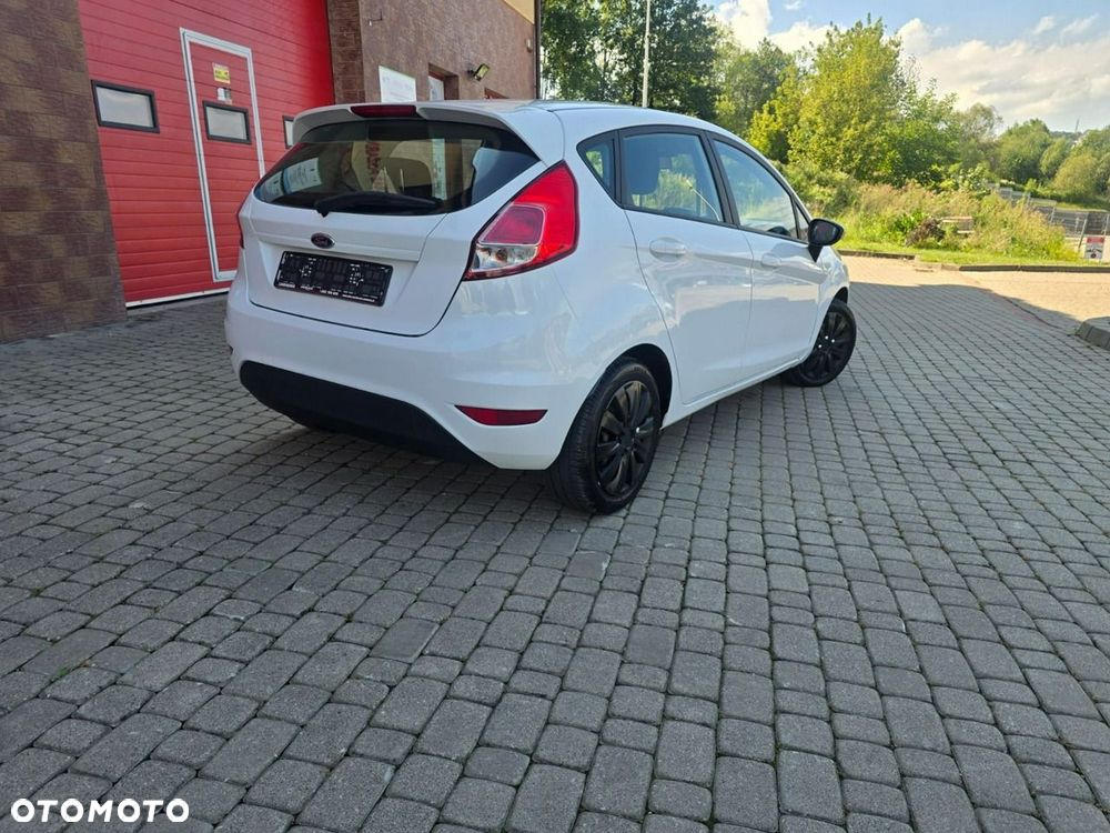 Ford Fiesta - 9