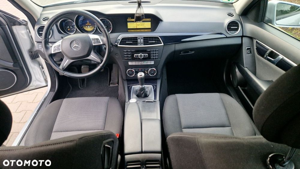 Mercedes-Benz Klasa C 200 CDI BlueEff Classic - 14
