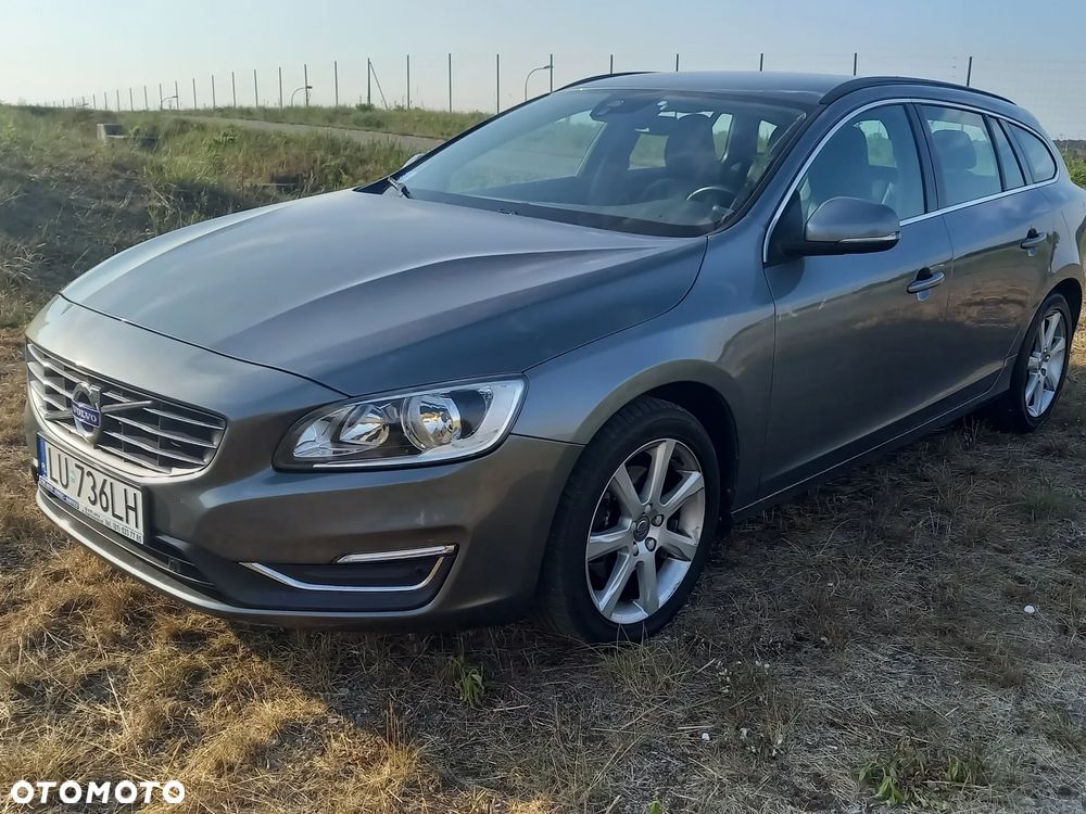 Volvo V60 D3 Geartronic Momentum - 1