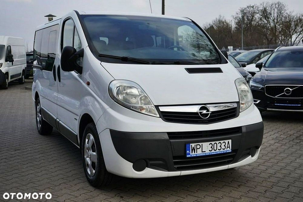 Opel Vivaro - 12