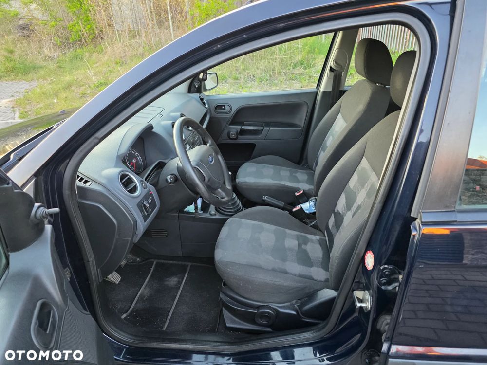 Ford Fusion 1.4 Trend - 14