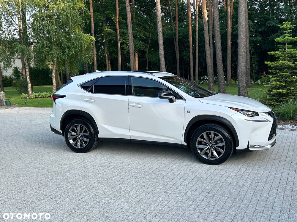 Lexus NX 200t F Sport AWD - 9