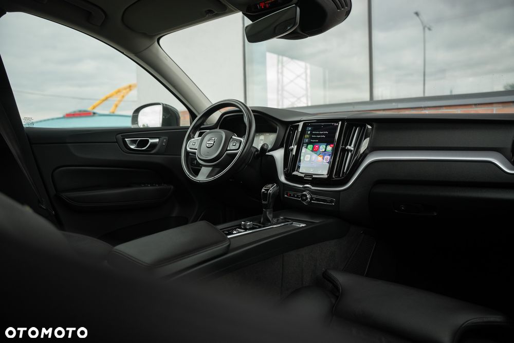 Volvo XC 60 D3 Momentum - 29