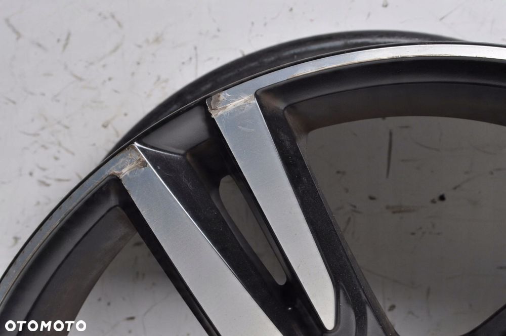 VOLVO XC60 II FELGI ALUMINIOWE R19" 7.5J 5X108 ET50.5  31423931 - 3