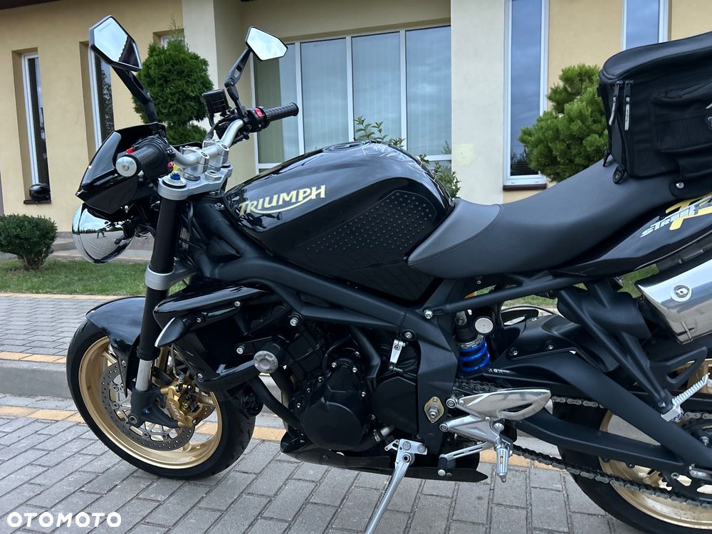 Triumph Street Triple - 26