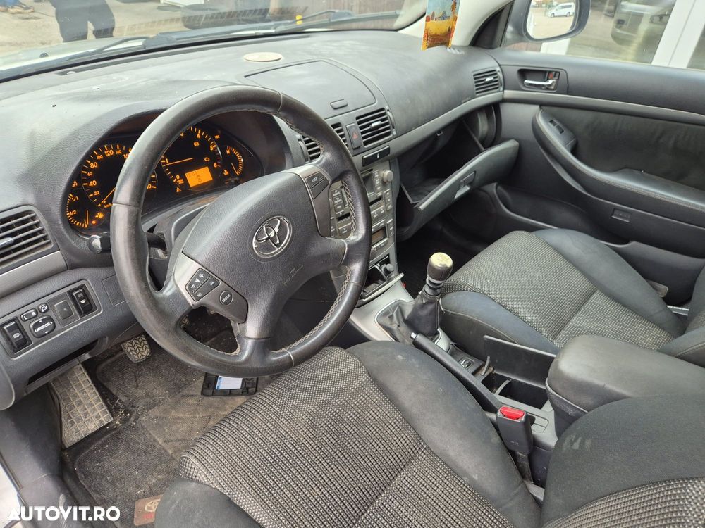 Dezmembram Toyota Avensis 2007 2.2d 177cp Manual - 5