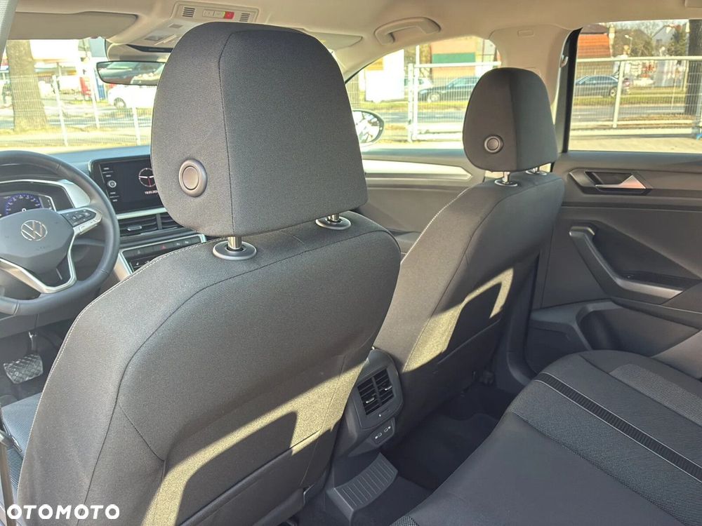 Volkswagen T-Roc - 27