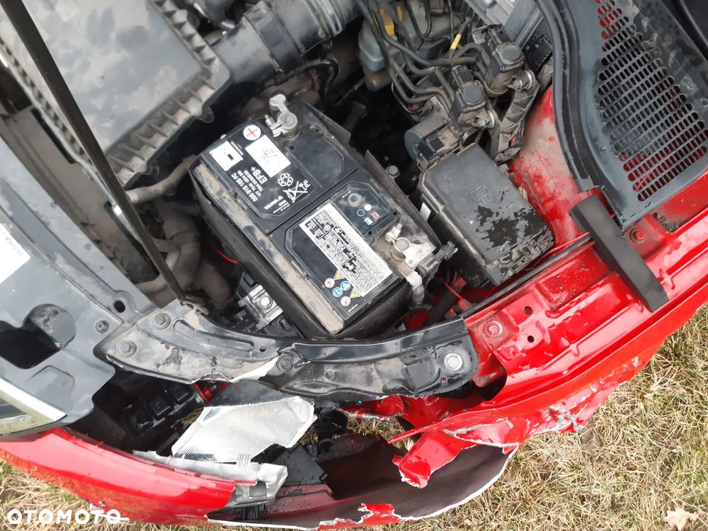 Skoda RAPID 1.4 TDI Green tec Edition - 8