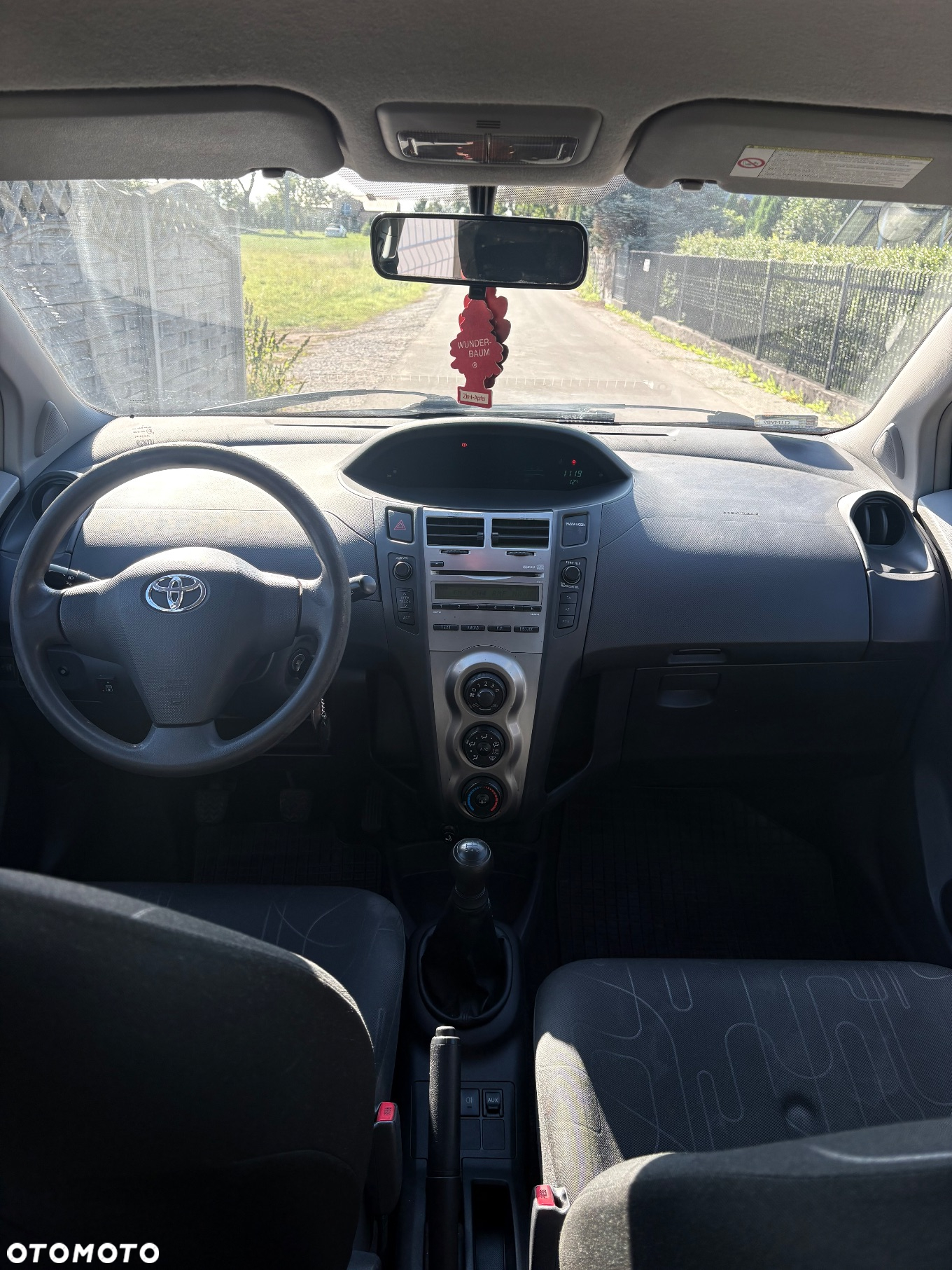 Toyota Yaris - 13