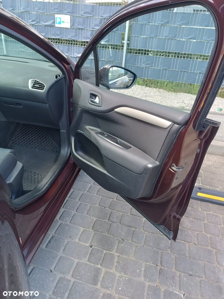 Citroën C4 1.6 HDi Attraction - 20