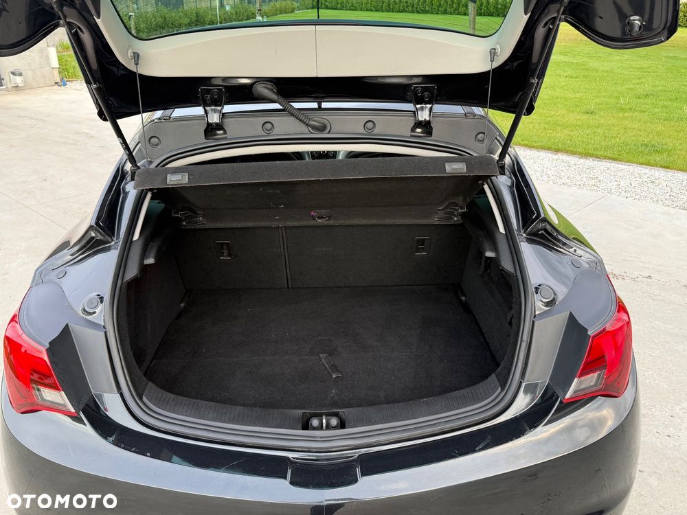 Opel Astra 1.4 Turbo - 23