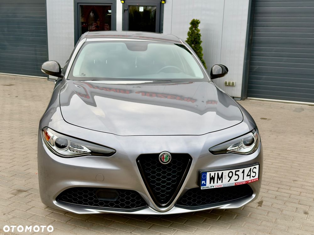 Alfa Romeo Giulia 2.0 Turbo 16V AT8-Q4 Ti - 5