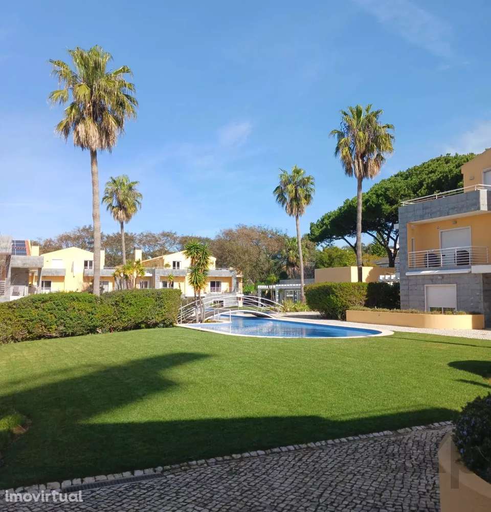 Cascais - T2 para Arrendamento, no Condominio Jardins de Birre - Grande imagem: 2/24