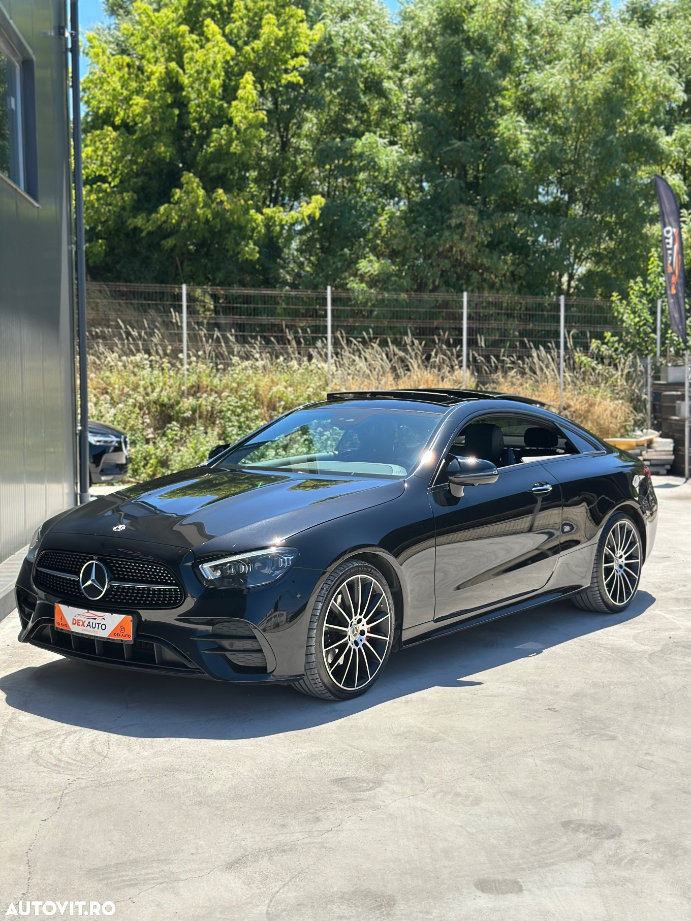 Mercedes-Benz E 220 d Coupe Aut. - 25