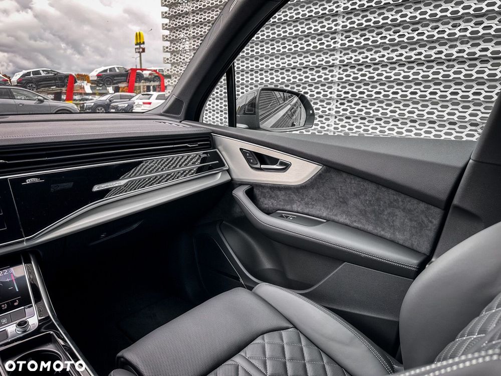 Audi Q7 - 35