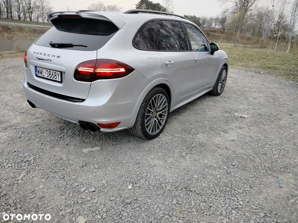 Porsche Cayenne - 11