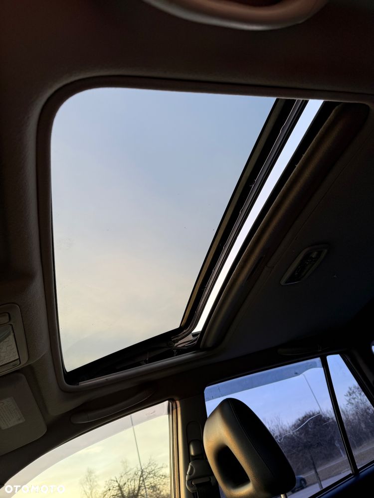 Toyota RAV4 2.0 VVT-i 4x4 - 17