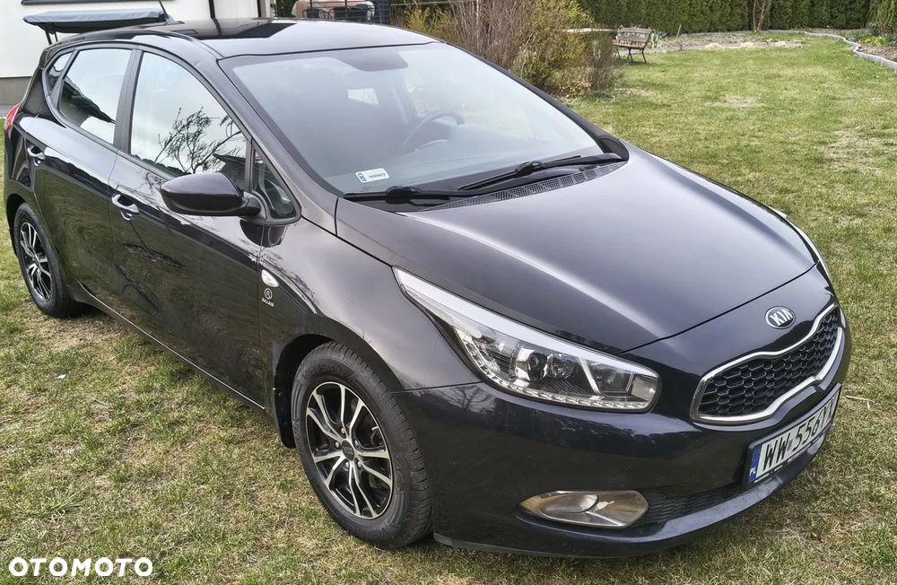 Kia Ceed 1.6 GDI L - 1