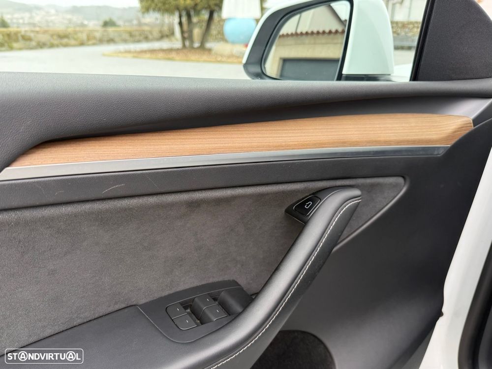 Tesla Model Y Tração Traseira - 13