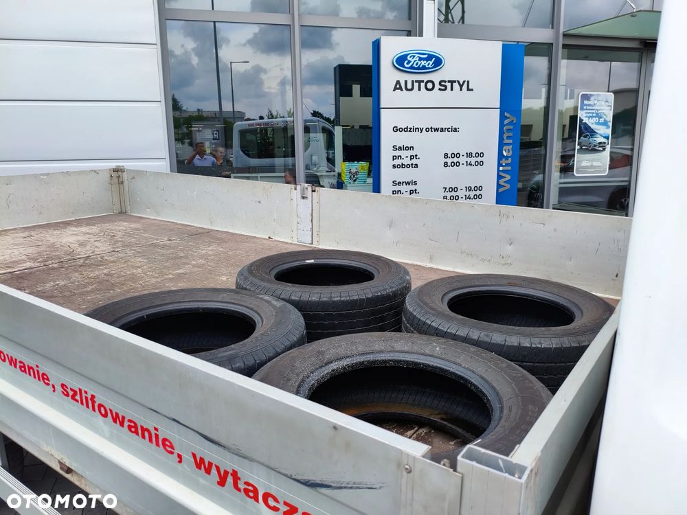 Ford Transit 350 - 26