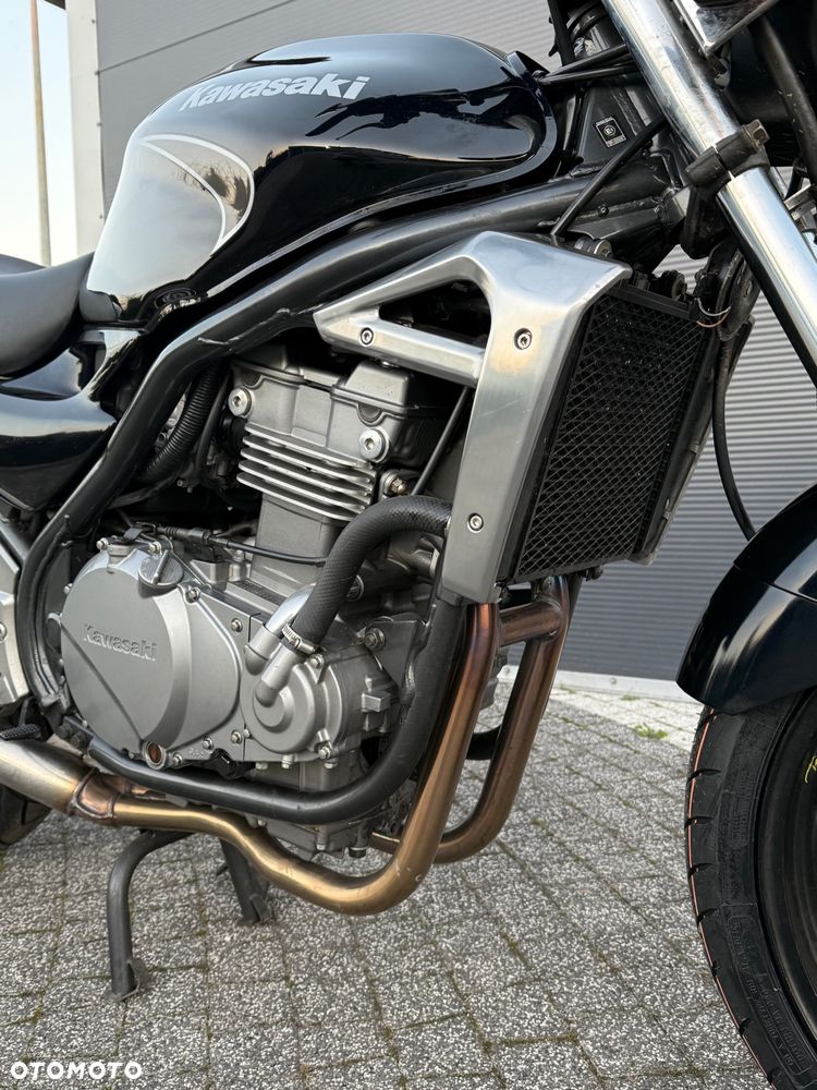 Kawasaki ER - 11