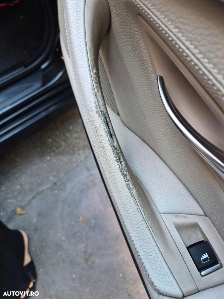BMW Seria 5 520d - 25