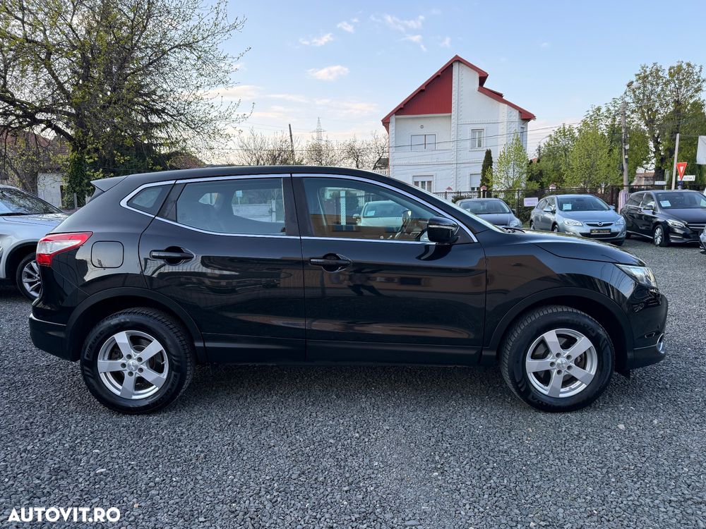 Nissan Qashqai 1.6 DCI TEKNA+ - 22