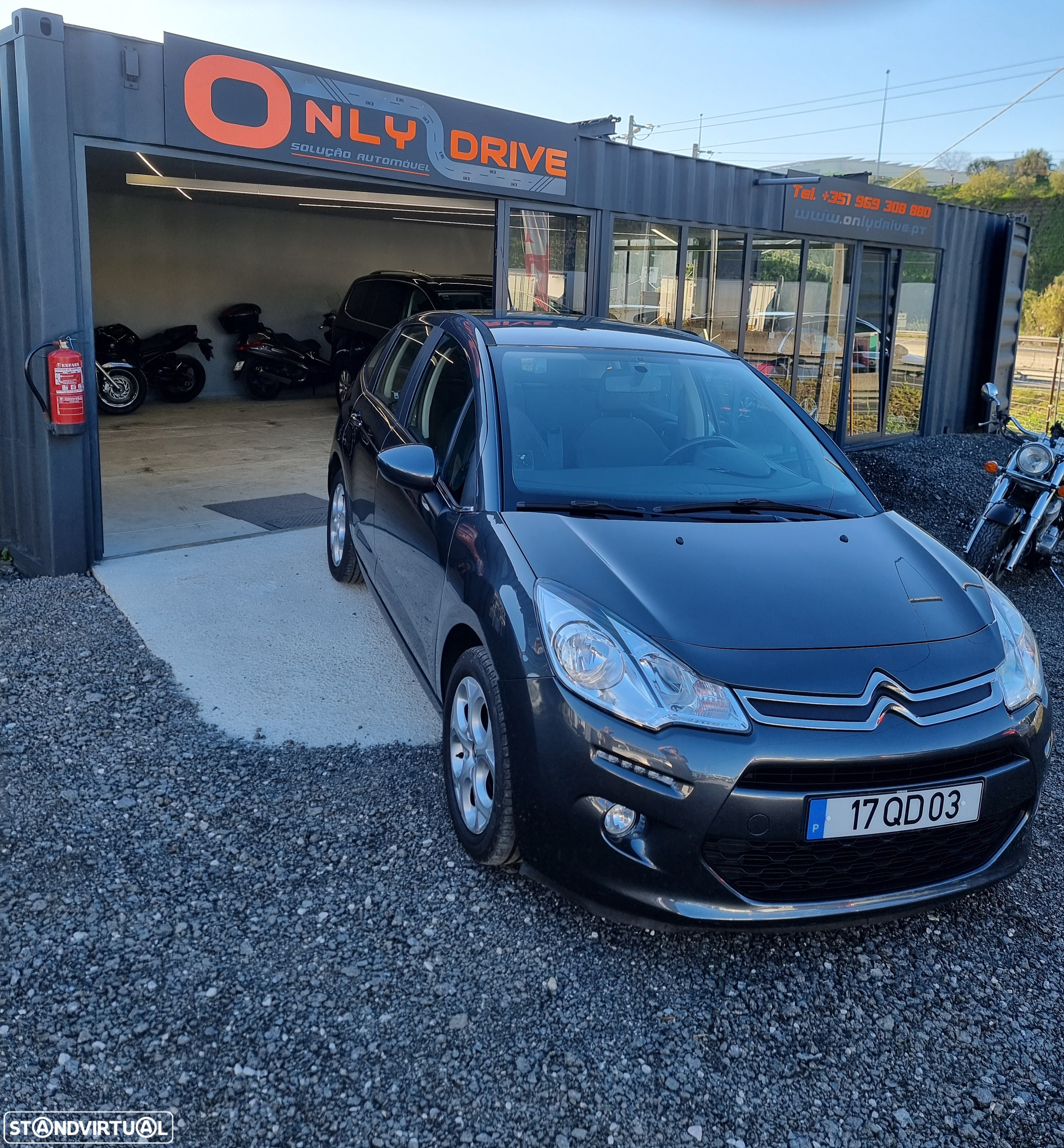Citroën C3 1.2 PureTech Collection - 4