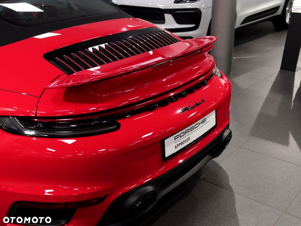 Porsche 911 Turbo S - 36