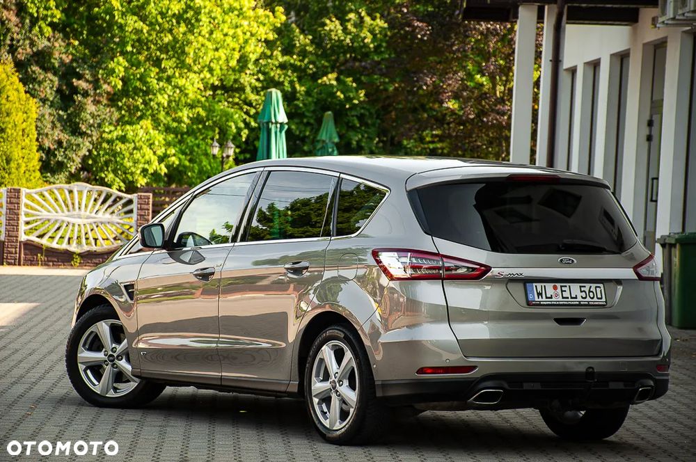 Ford S-Max 2.0 TDCi Allrad Titanium - 3