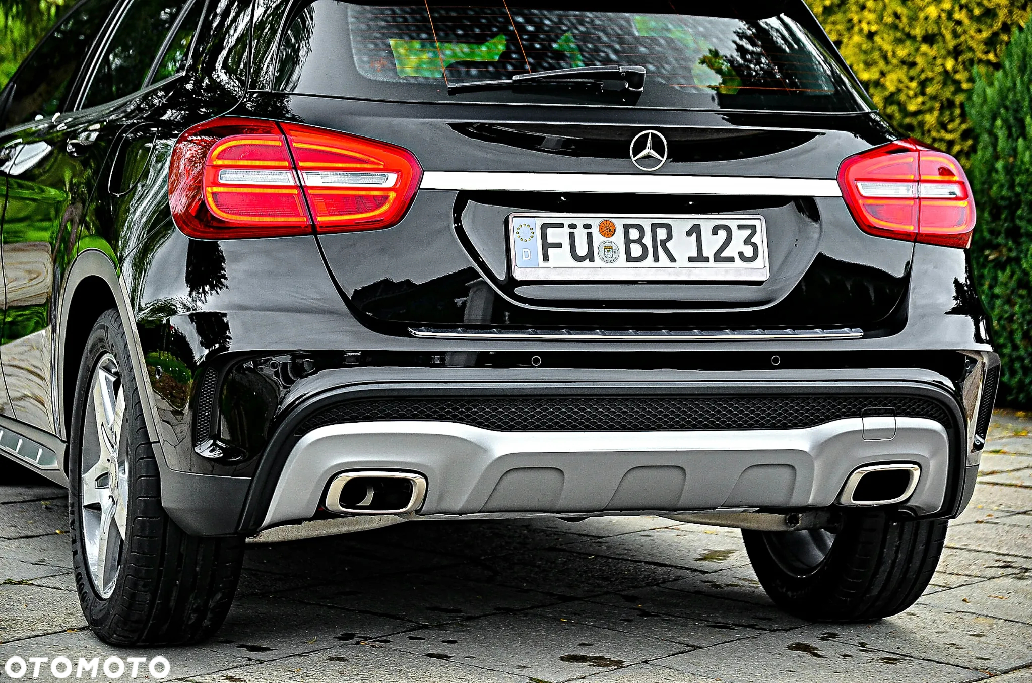 Mercedes-Benz GLA 180 7G-DCT AMG Line - 7