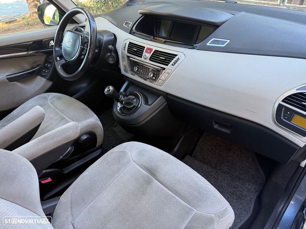 Citroën C4 Picasso 1.6 HDi FAP Exclusive - 9